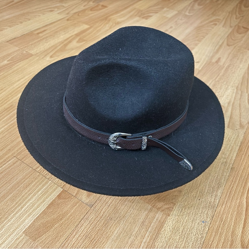 Black fedora hat with brown belt from SheIn